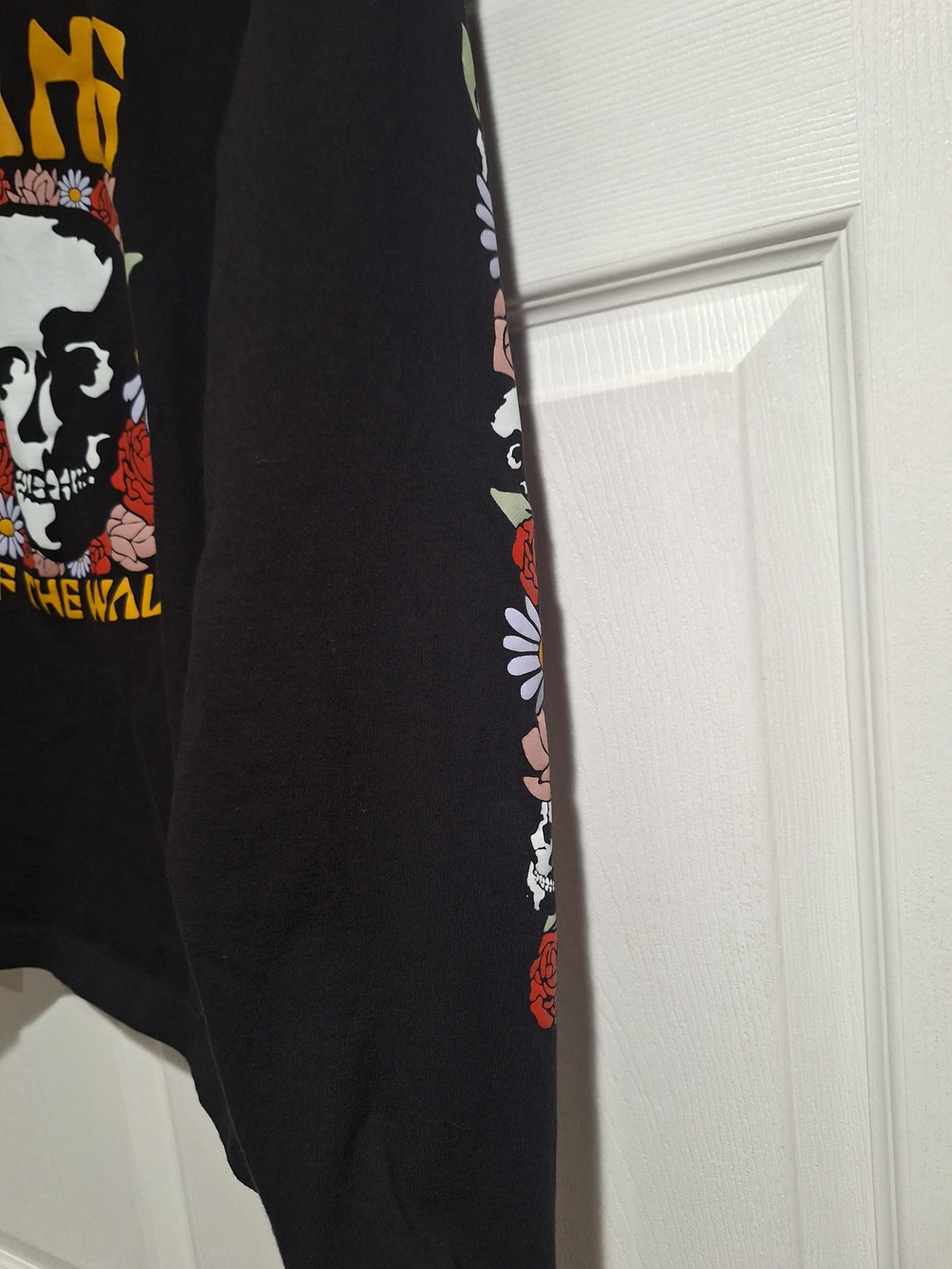 Vans Men's Black 'Off The Wall' Skull Floral Long Sleeve Shirt - Picture 4 of 6